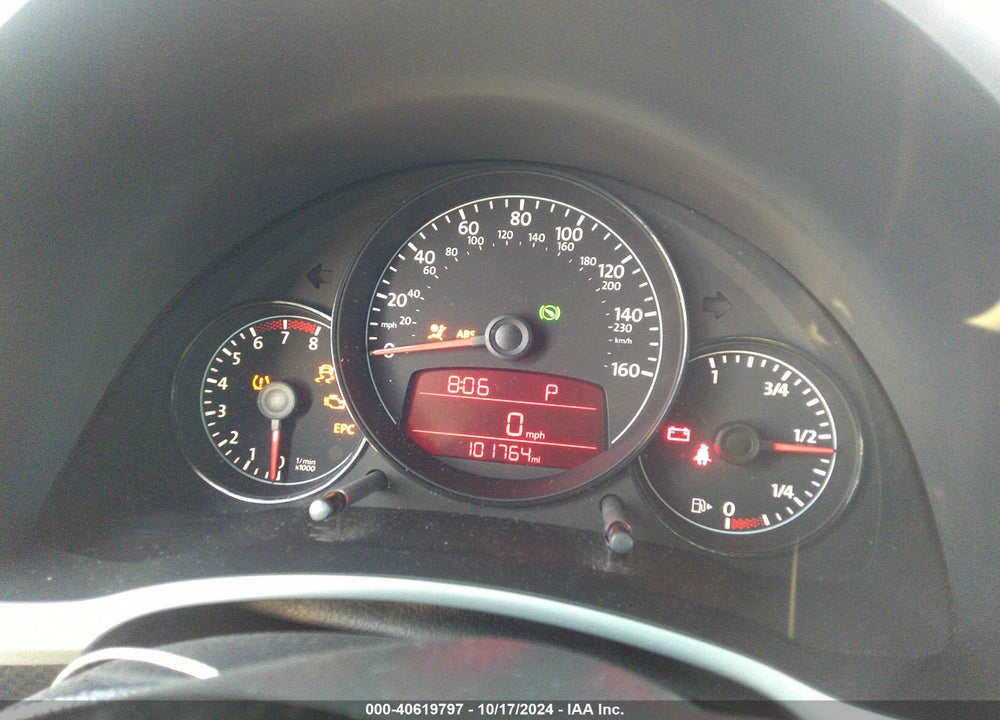 2012 VOLKSWAGEN BEETLE 2.0T TURBO VIN: 3VWVA7AT4CM628484