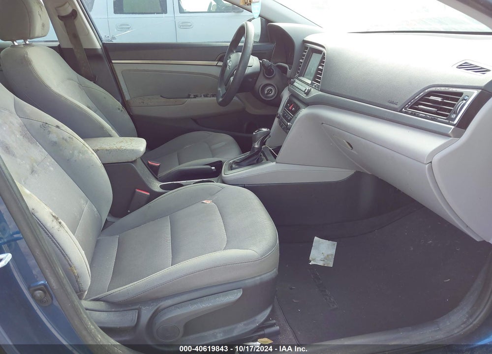 2017 HYUNDAI ELANTRA SE VIN: 5NPD84LF1HH086967