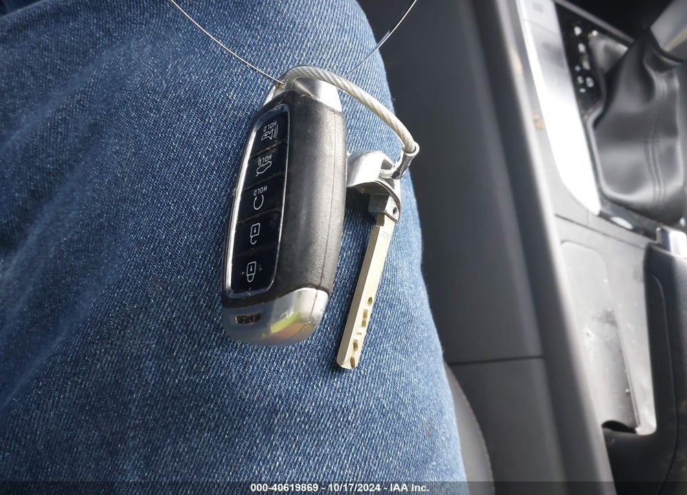 2021 HYUNDAI ELANTRA SEL VIN: 5NPLM4AG1MH013658