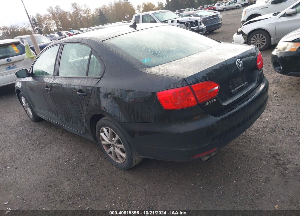 2012 VOLKSWAGEN JETTA 2.5L SE VIN: 3VWDP7AJ7CM397654