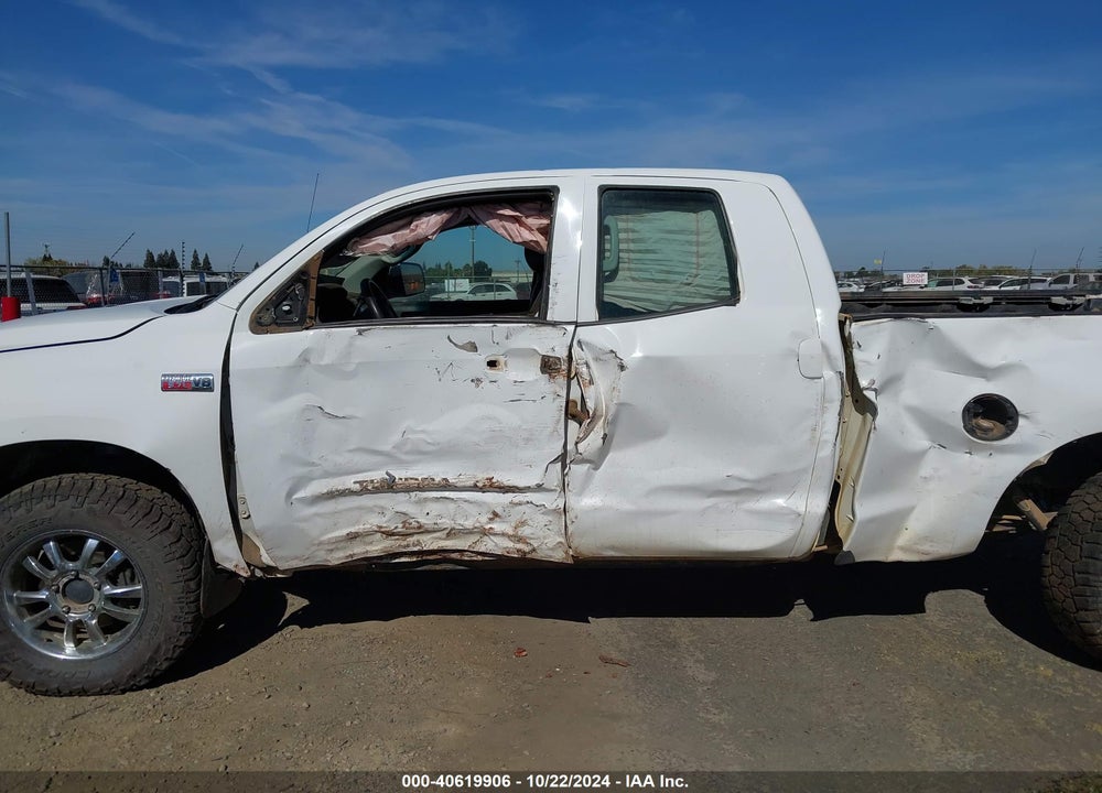 2012 TOYOTA TUNDRA GRADE 5.7L V8 VIN: 5TFUY5F14CX251705