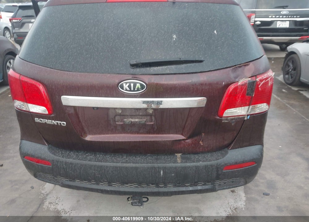2013 KIA SORENTO LX VIN: 5XYKT3A66DG352956