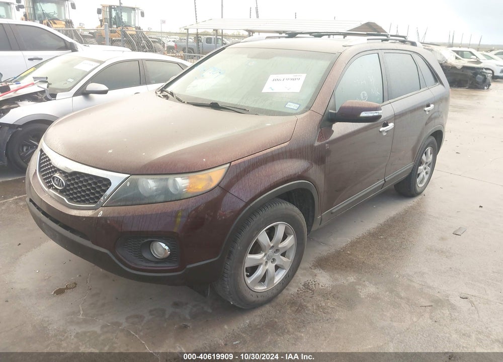 2013 KIA SORENTO LX VIN: 5XYKT3A66DG352956