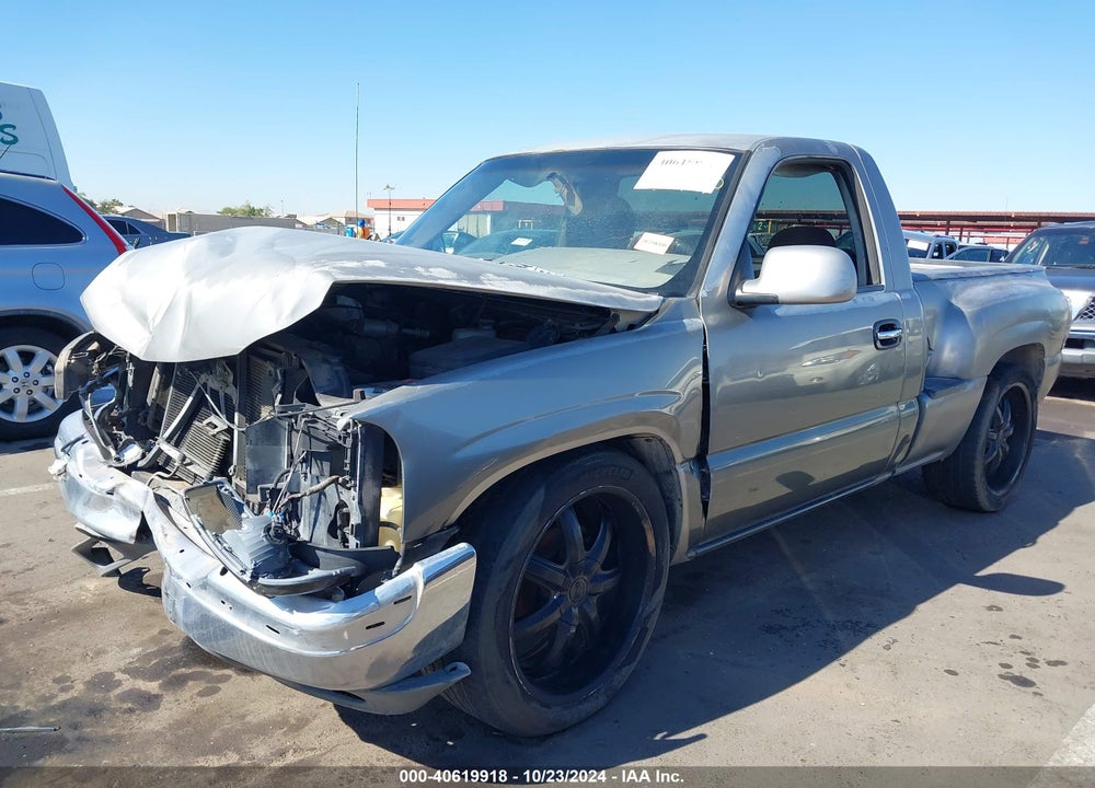 2000 GMC SIERRA 1500 SL VIN: 1GTEC14W0YZ223678