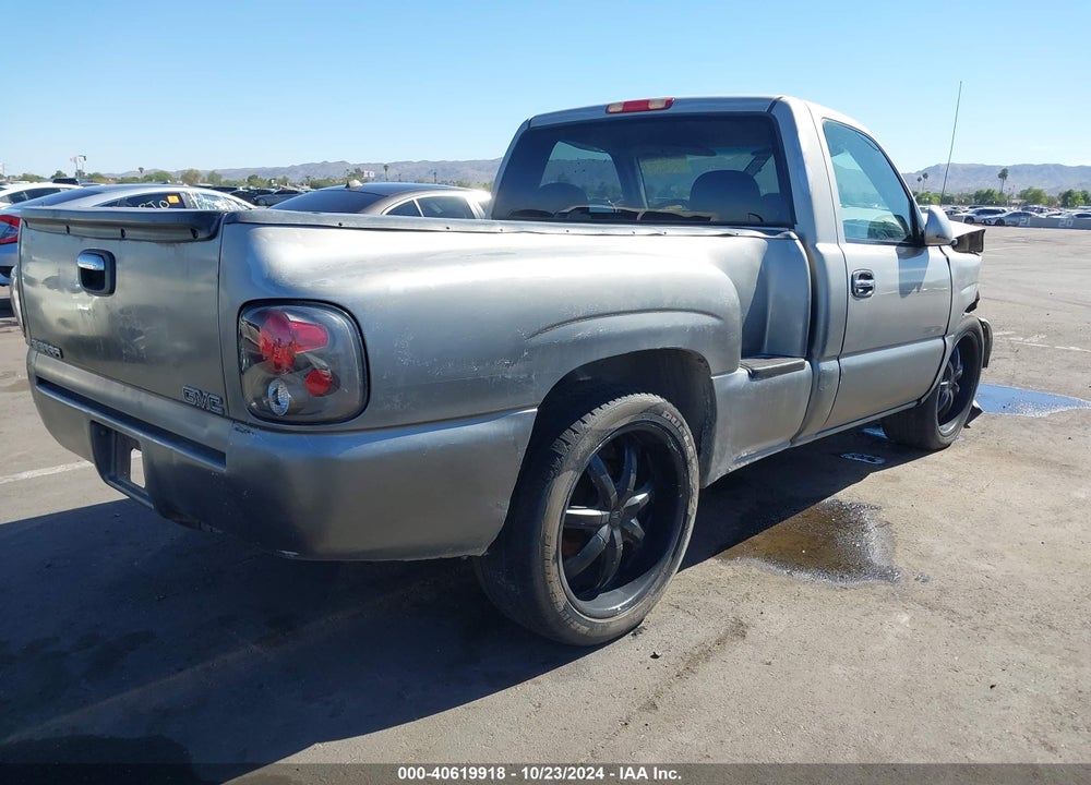 2000 GMC SIERRA 1500 SL VIN: 1GTEC14W0YZ223678