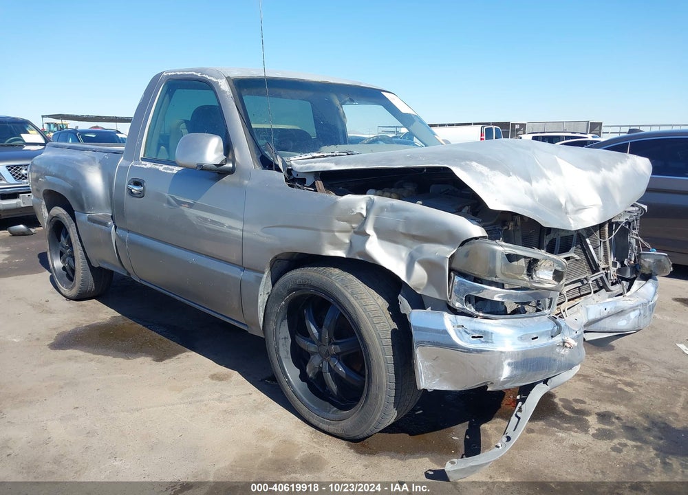 2000 GMC SIERRA 1500 SL VIN: 1GTEC14W0YZ223678