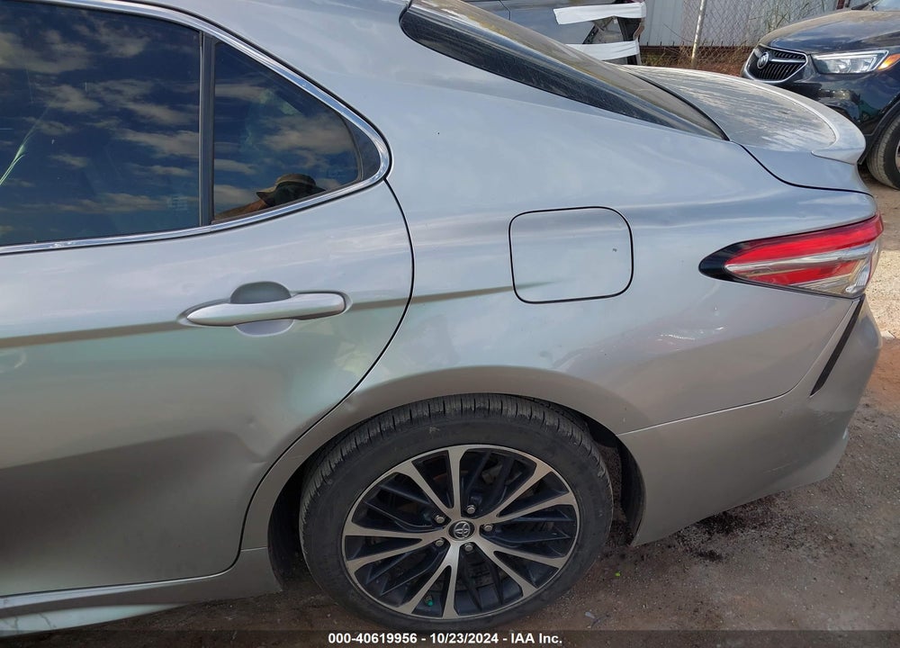 2019 TOYOTA CAMRY SE VIN: 4T1B11HK2KU735751
