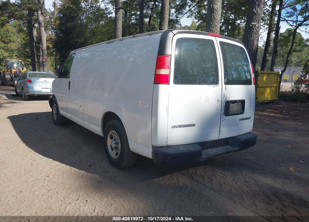 2006 CHEVROLET EXPRESS WORK VAN VIN: 1GCEG15X861128003