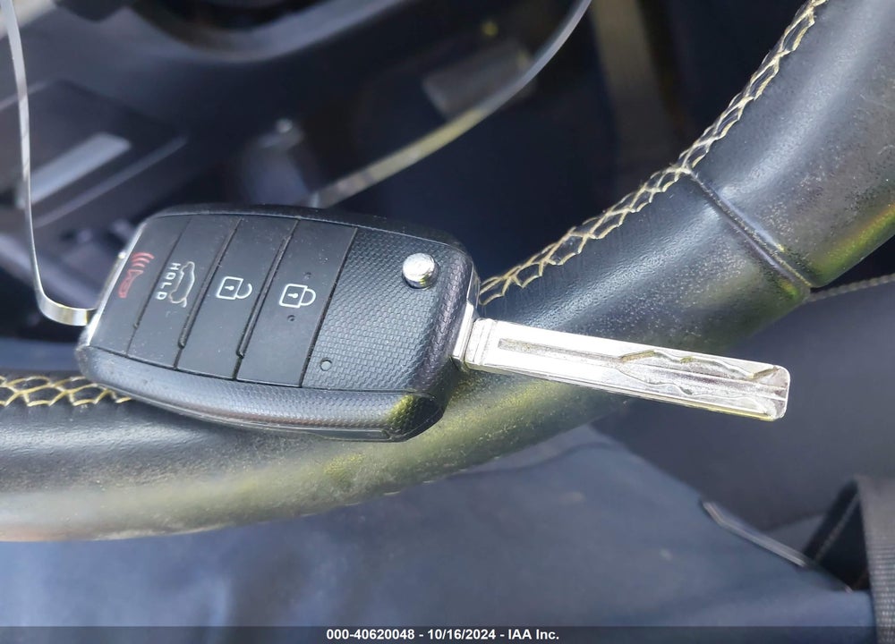 2016 KIA SOUL VIN: KNDJP3A54G7829795