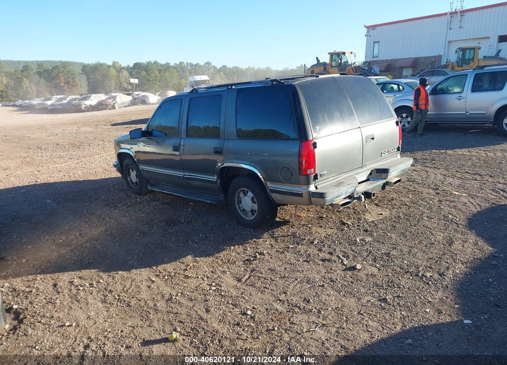 1999 CHEVROLET TAHOE LS VIN: 1GNEC13R9XJ476241