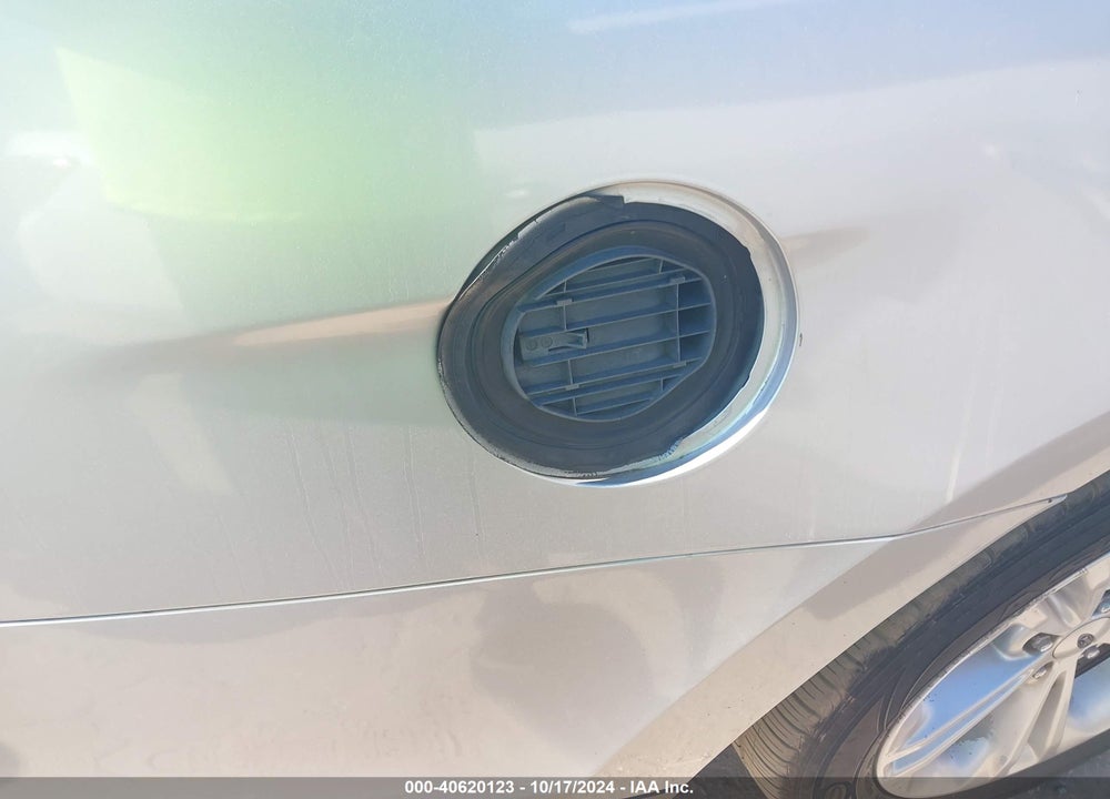 2013 FORD TAURUS SEL VIN: 1FAHP2E82DG219960