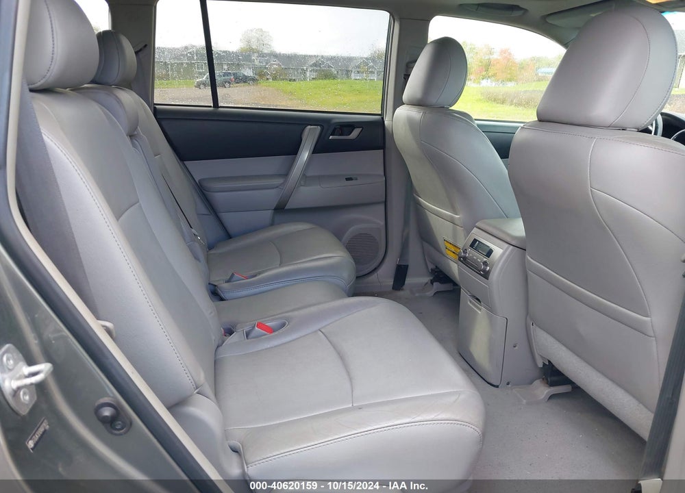 2010 TOYOTA HIGHLANDER SE VIN: 5TDJK3EH2AS011613