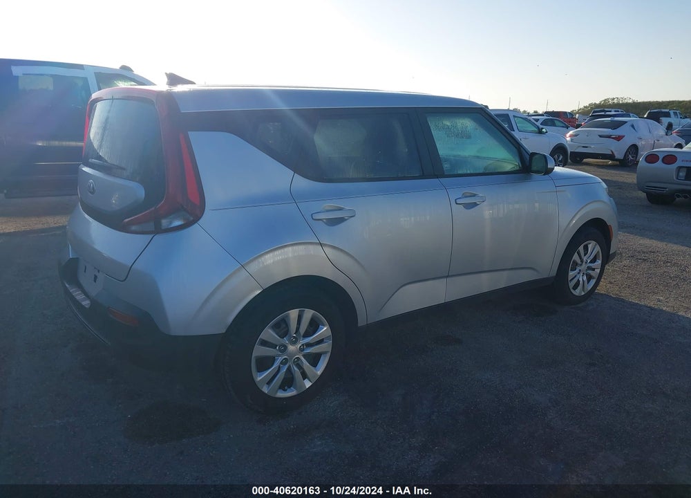 2020 KIA SOUL LX VIN: KNDJ23AU6L7099033
