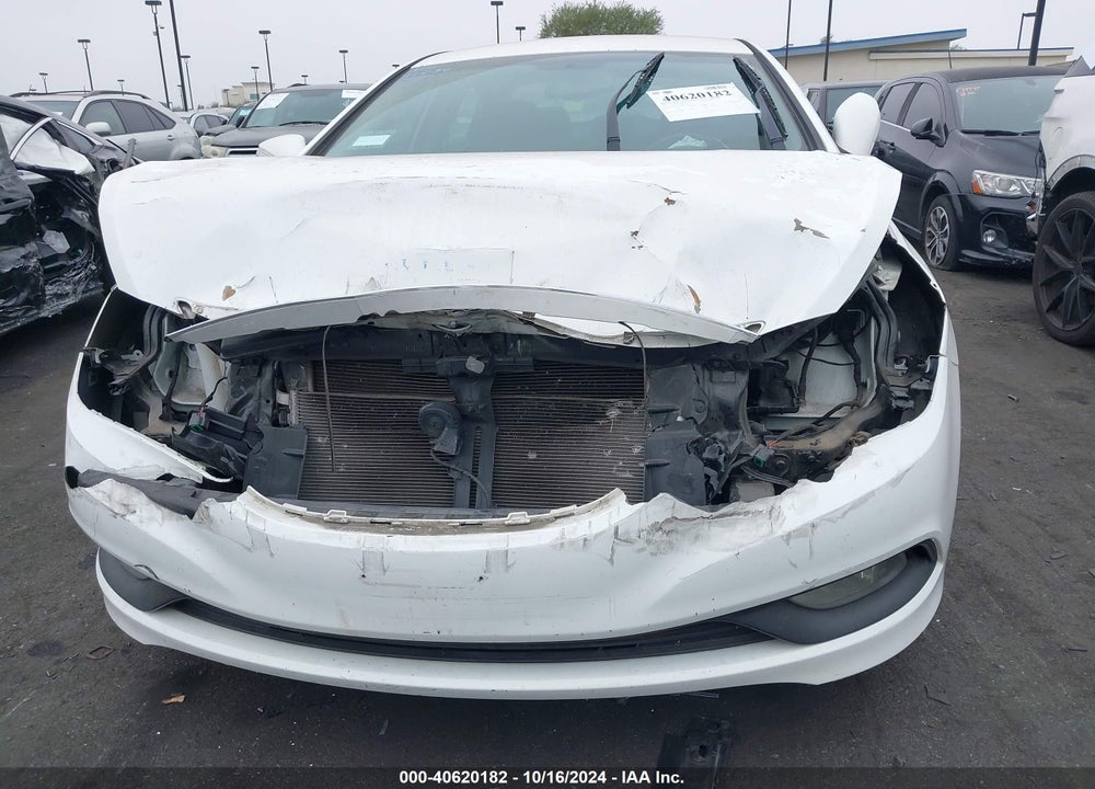 2014 HYUNDAI SONATA SE VIN: 5NPEC4ACXEH891289