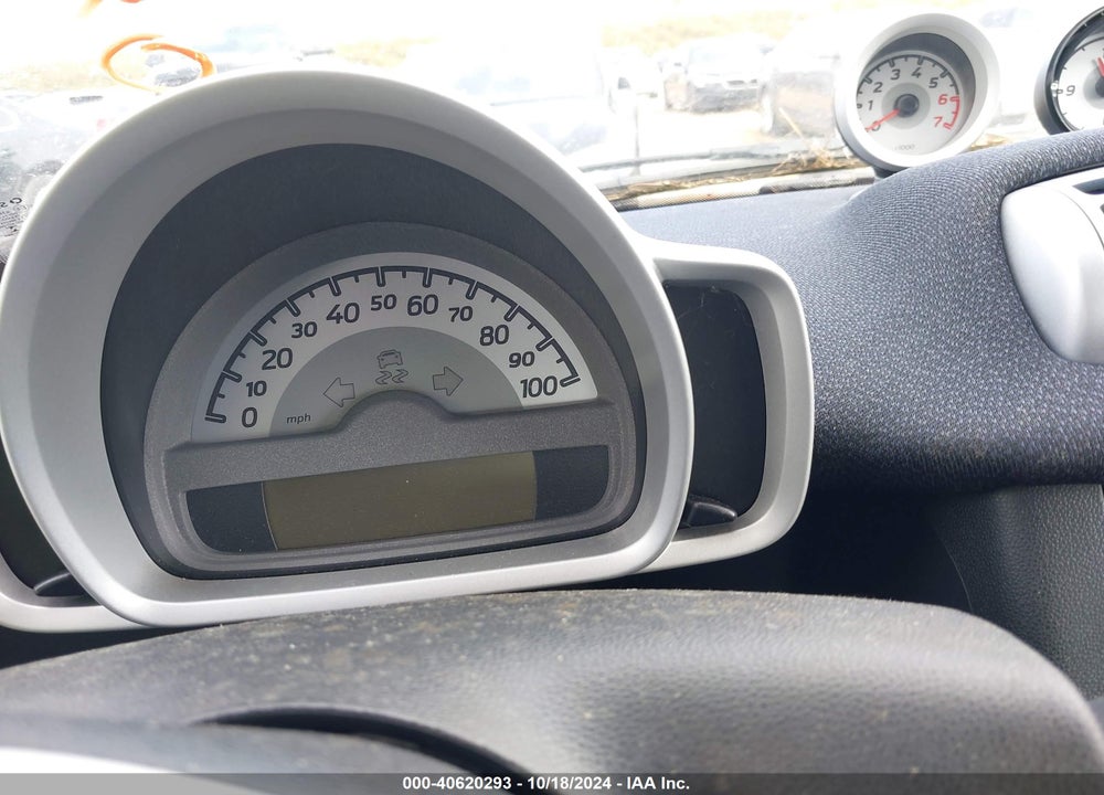 2015 SMART FORTWO PASSION/PURE VIN: WMEEJ3BA1FK808253