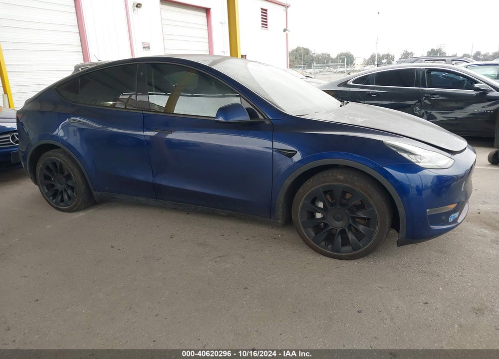 2021 TESLA MODEL Y LONG RANGE DUAL MOTOR ALL-WHEEL DRIVE VIN: 5YJYGDEE2MF070732