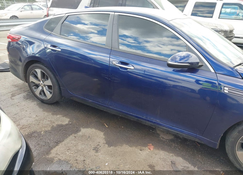 2020 KIA OPTIMA S VIN: 5XXGT4L3XLG414540