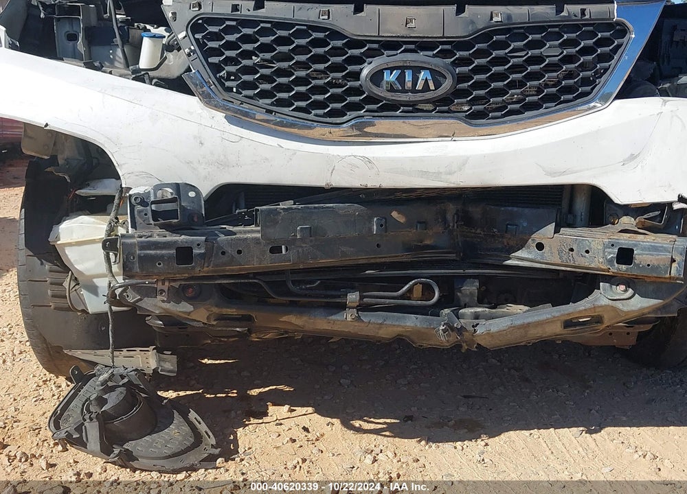 2012 KIA SORENTO LX VIN: 5XYKTDA68CG214095