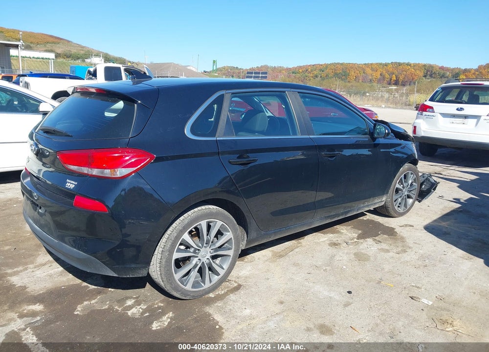 2018 HYUNDAI ELANTRA GT VIN: KMHH35LE9JU018985