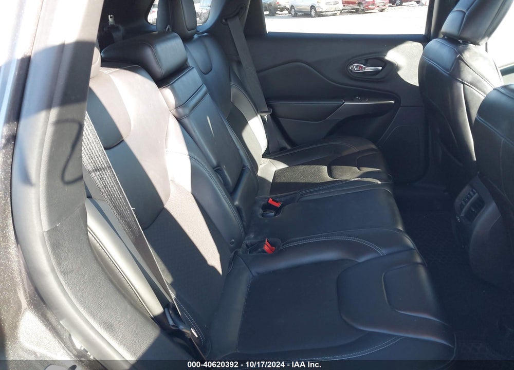 2019 JEEP CHEROKEE LATITUDE PLUS 4X4 VIN: 1C4PJMLXXKD365552