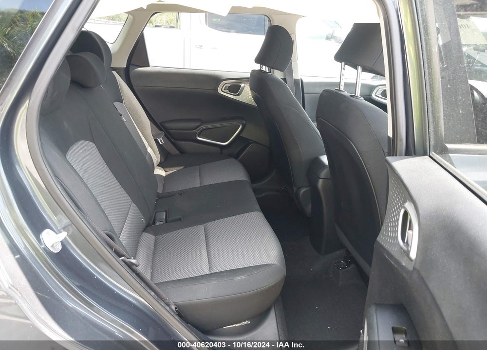 2020 KIA SOUL LX VIN: KNDJ23AU0L7106817