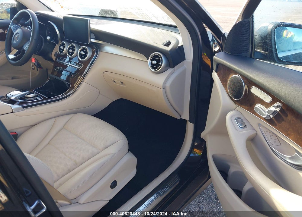 2018 MERCEDES-BENZ GLC 300 VIN: WDC0G4JB2JF371267