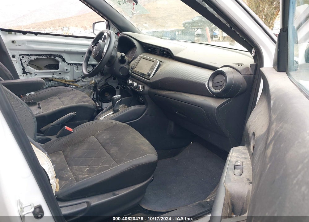 2019 NISSAN KICKS S VIN: 3N1CP5CU4KL513152