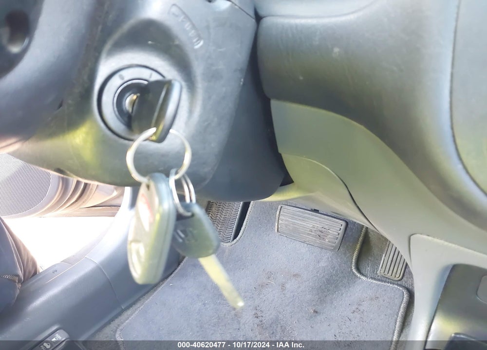 2005 HONDA CIVIC EX VIN: 2HGES267X5H614610
