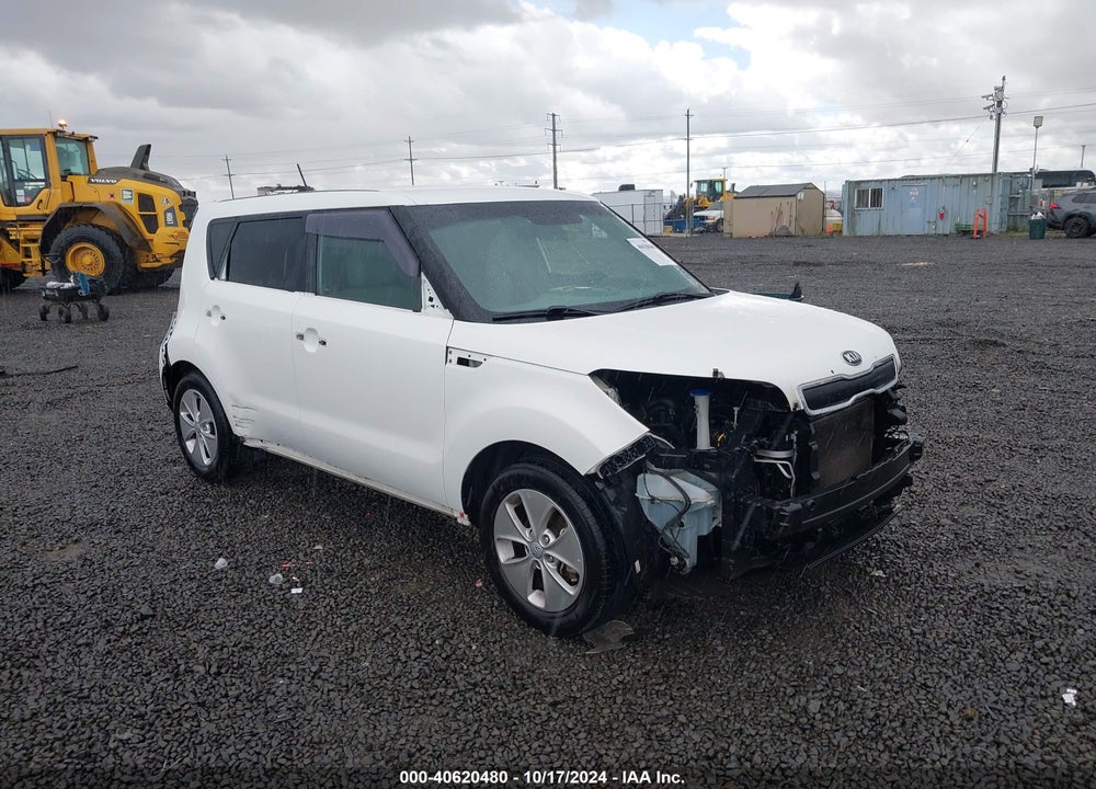 2015 KIA SOUL VIN: KNDJN2A23F7167082