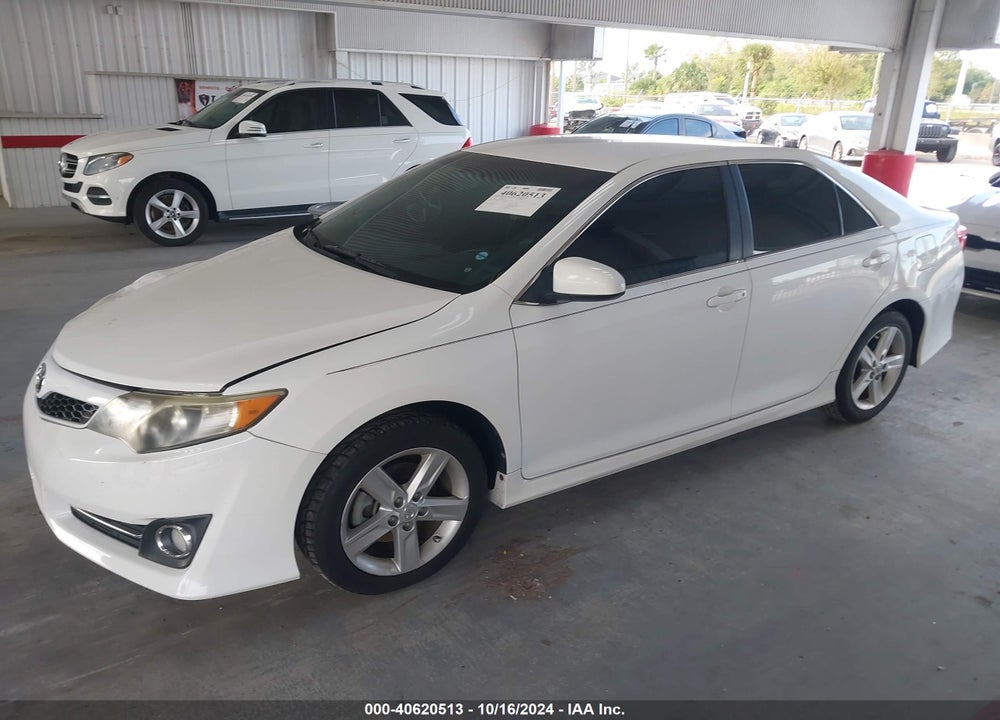 2013 TOYOTA CAMRY SE VIN: 4T1BF1FK5DU720605