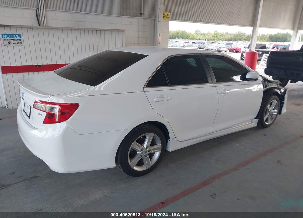 2013 TOYOTA CAMRY SE VIN: 4T1BF1FK5DU720605