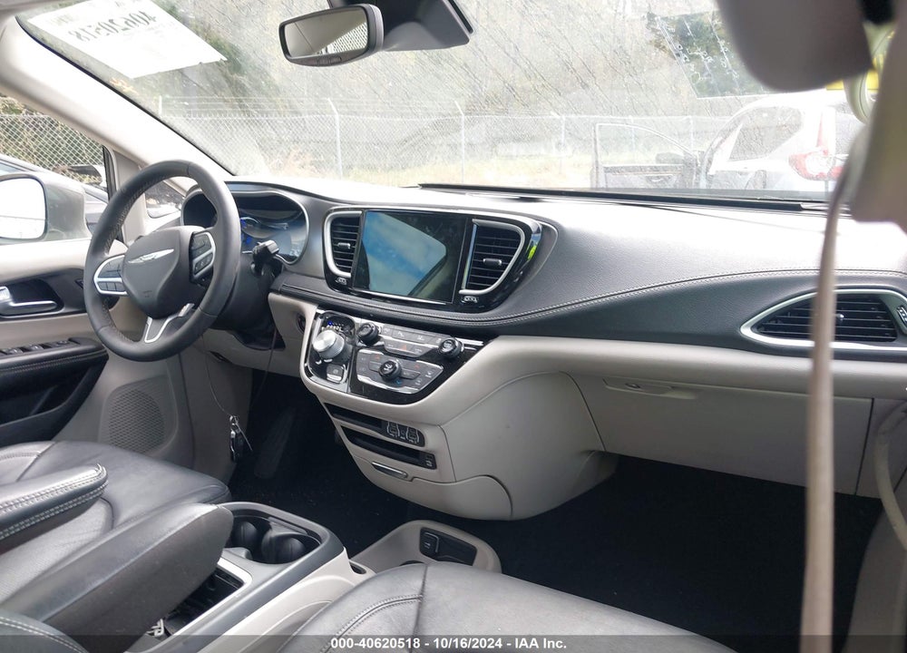 2022 CHRYSLER PACIFICA HYBRID TOURING L VIN: 2C4RC1L79NR148089