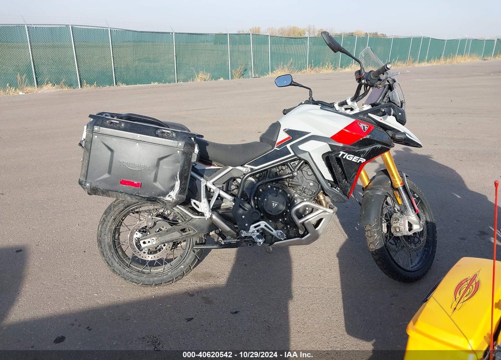2024 TRIUMPH MOTORCYCLE TIGER 900 RALLY PRO VIN: SMTC83DE3RTBR6030