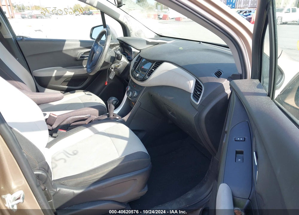 2018 CHEVROLET TRAX LS VIN: 3GNCJKSB6JL161436