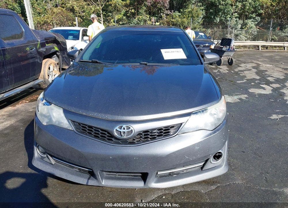 2013 TOYOTA CAMRY SE VIN: 4T1BF1FK1DU647149