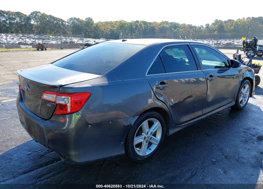 2013 TOYOTA CAMRY SE VIN: 4T1BF1FK1DU647149