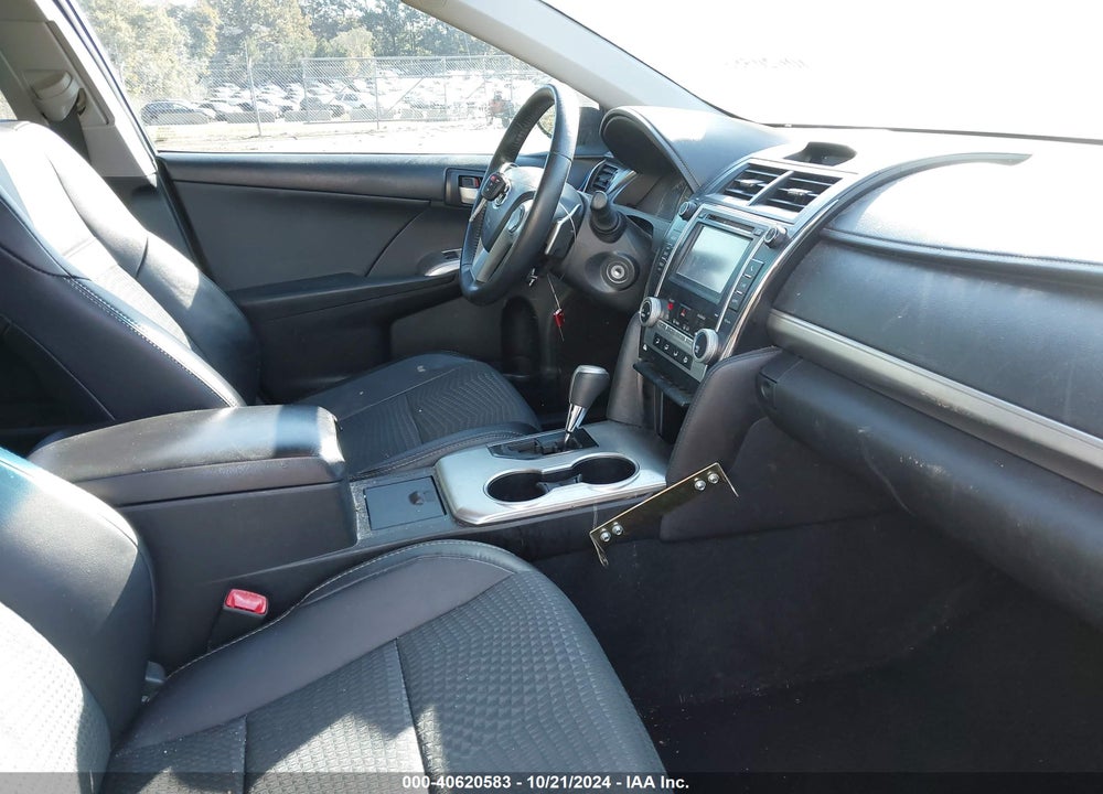 2013 TOYOTA CAMRY SE VIN: 4T1BF1FK1DU647149
