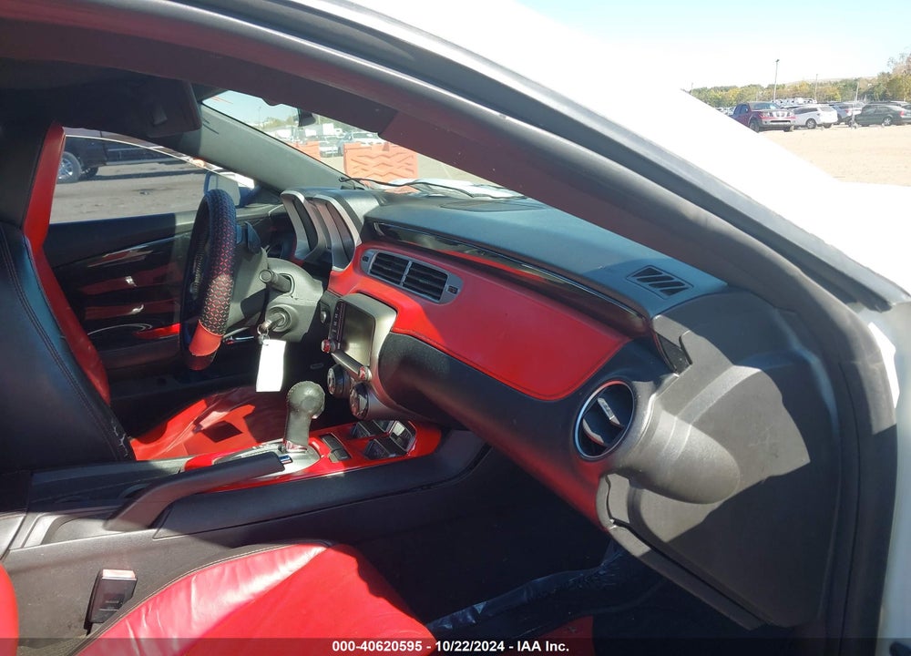 2015 CHEVROLET CAMARO VIN: 2G1FF1E36F9235768