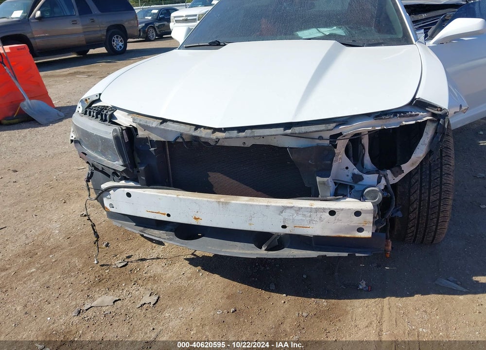 2015 CHEVROLET CAMARO VIN: 2G1FF1E36F9235768