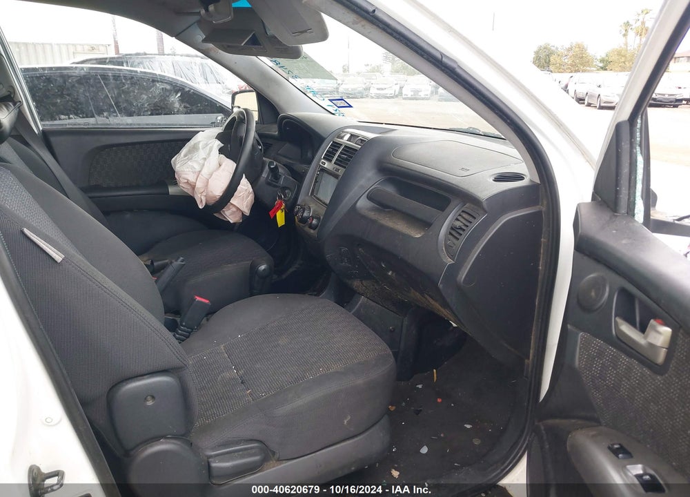 2007 KIA SPORTAGE LX V6 VIN: KNDJE723277396245
