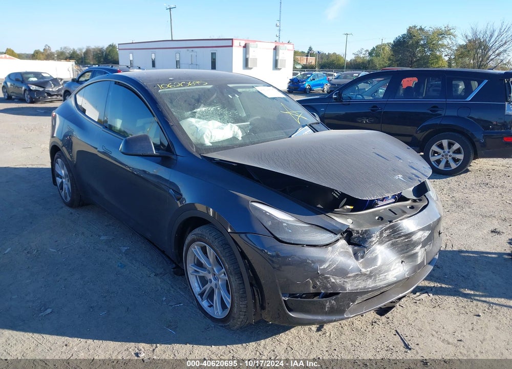2024 TESLA MODEL Y LONG RANGE DUAL MOTOR ALL-WHEEL DRIVE VIN: 7SAYGDEE1RA278575