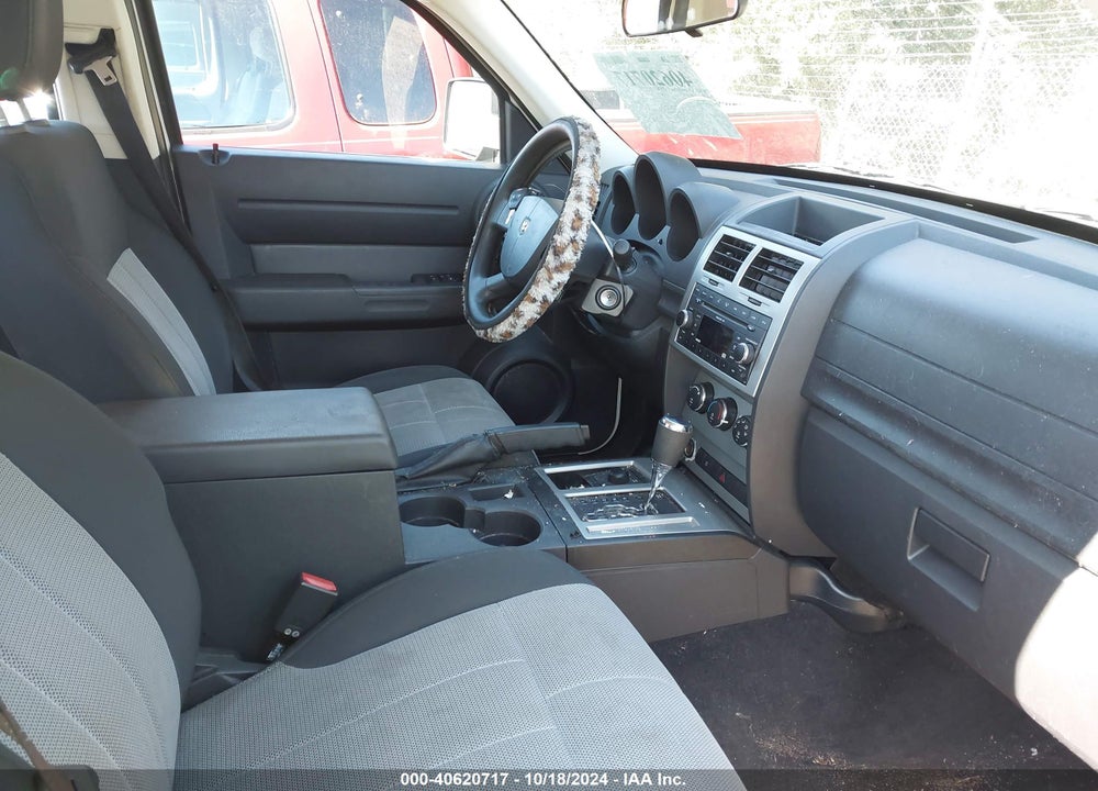 2008 DODGE NITRO SXT VIN: 1D8GU28K58W189615