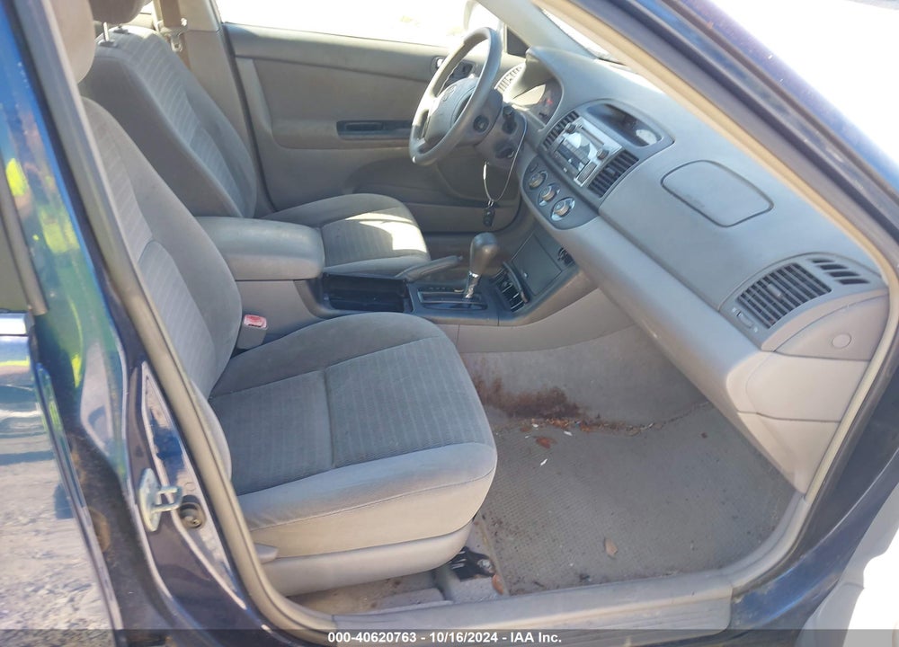 2005 TOYOTA CAMRY LE VIN: 4T1BE32K55U417118