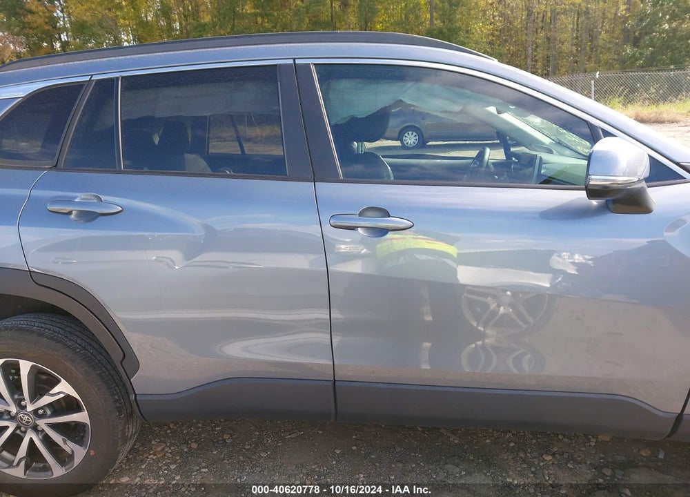 2023 TOYOTA COROLLA CROSS XLE VIN: 7MUDAAAG2PV053666