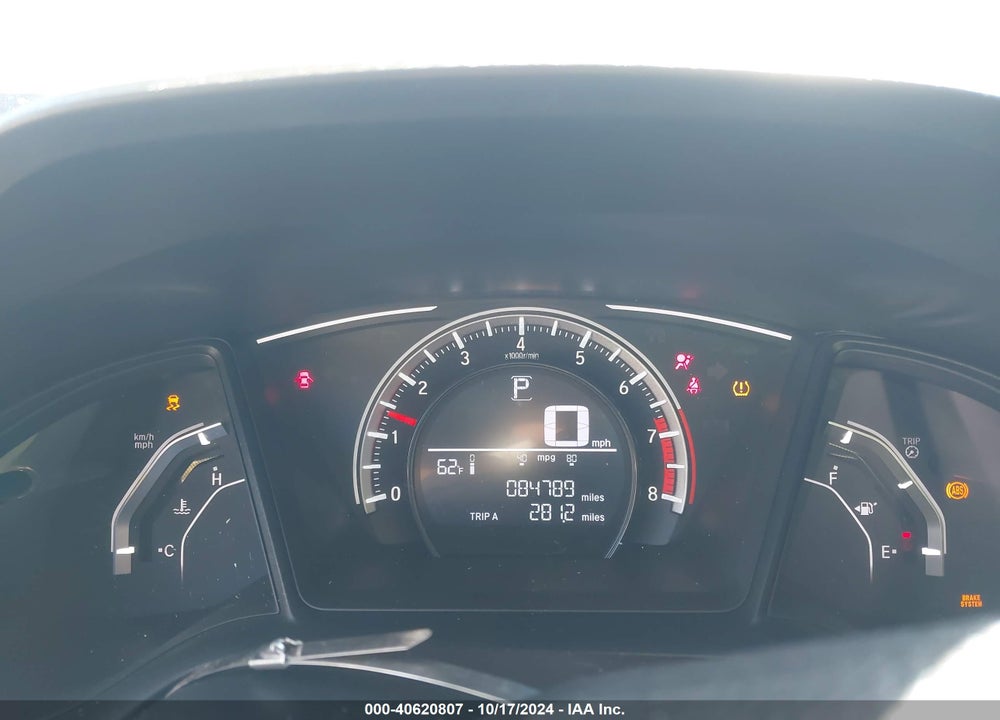 2018 HONDA CIVIC LX VIN: 2HGFC2F52JH599160
