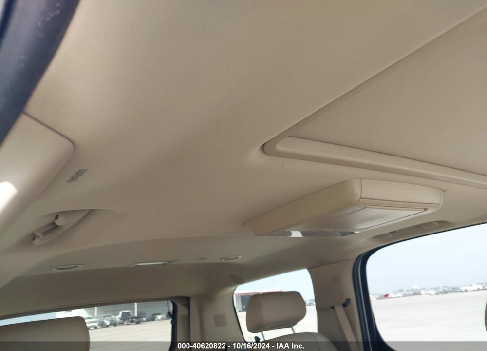 2009 CHEVROLET TAHOE LTZ VIN: 1GNFC33029R160024