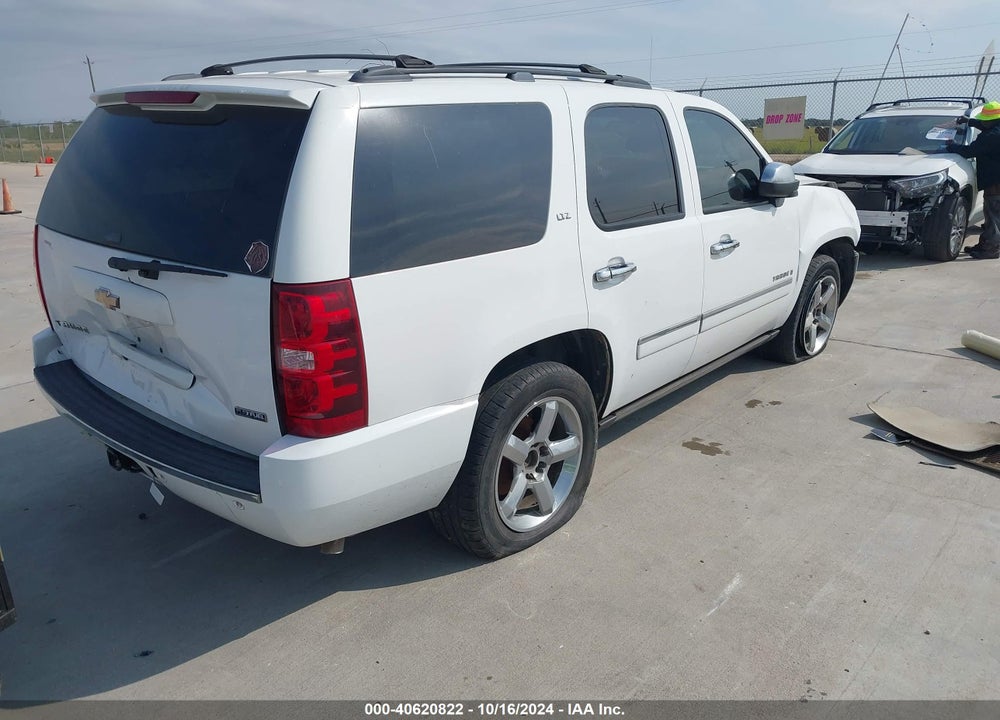 2009 CHEVROLET TAHOE LTZ VIN: 1GNFC33029R160024