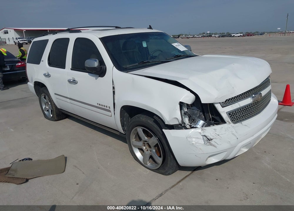 2009 CHEVROLET TAHOE LTZ VIN: 1GNFC33029R160024