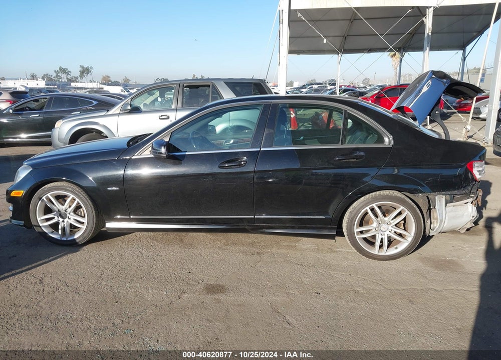 2012 MERCEDES-BENZ C 300 LUXURY 4MATIC/SPORT 4MATIC VIN: WDDGF8BB3CA709214