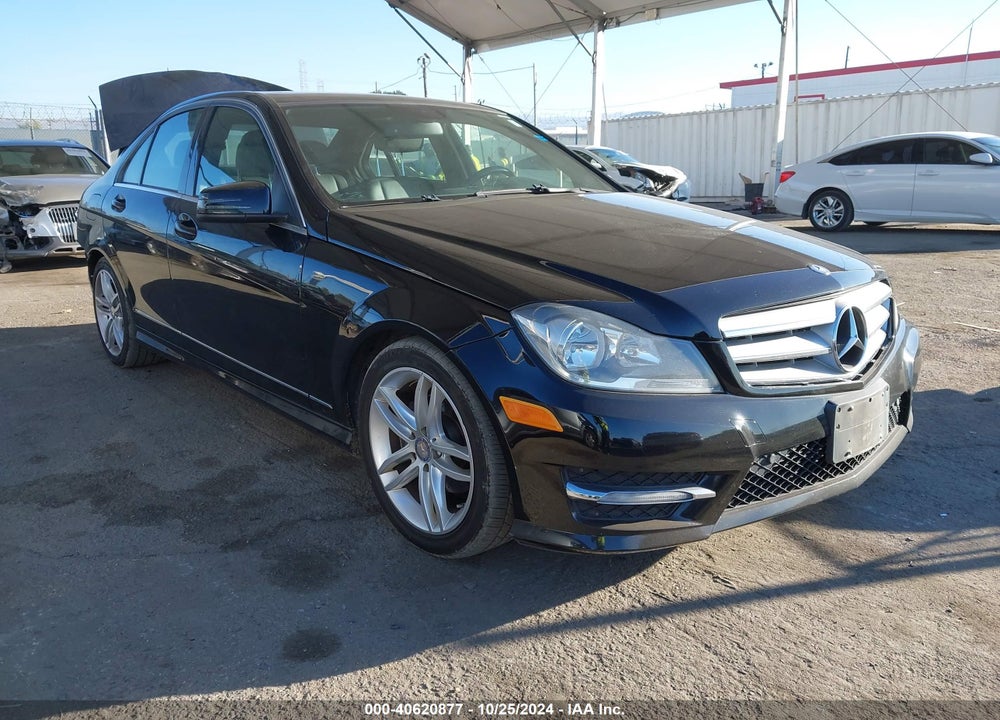 2012 MERCEDES-BENZ C 300 LUXURY 4MATIC/SPORT 4MATIC VIN: WDDGF8BB3CA709214